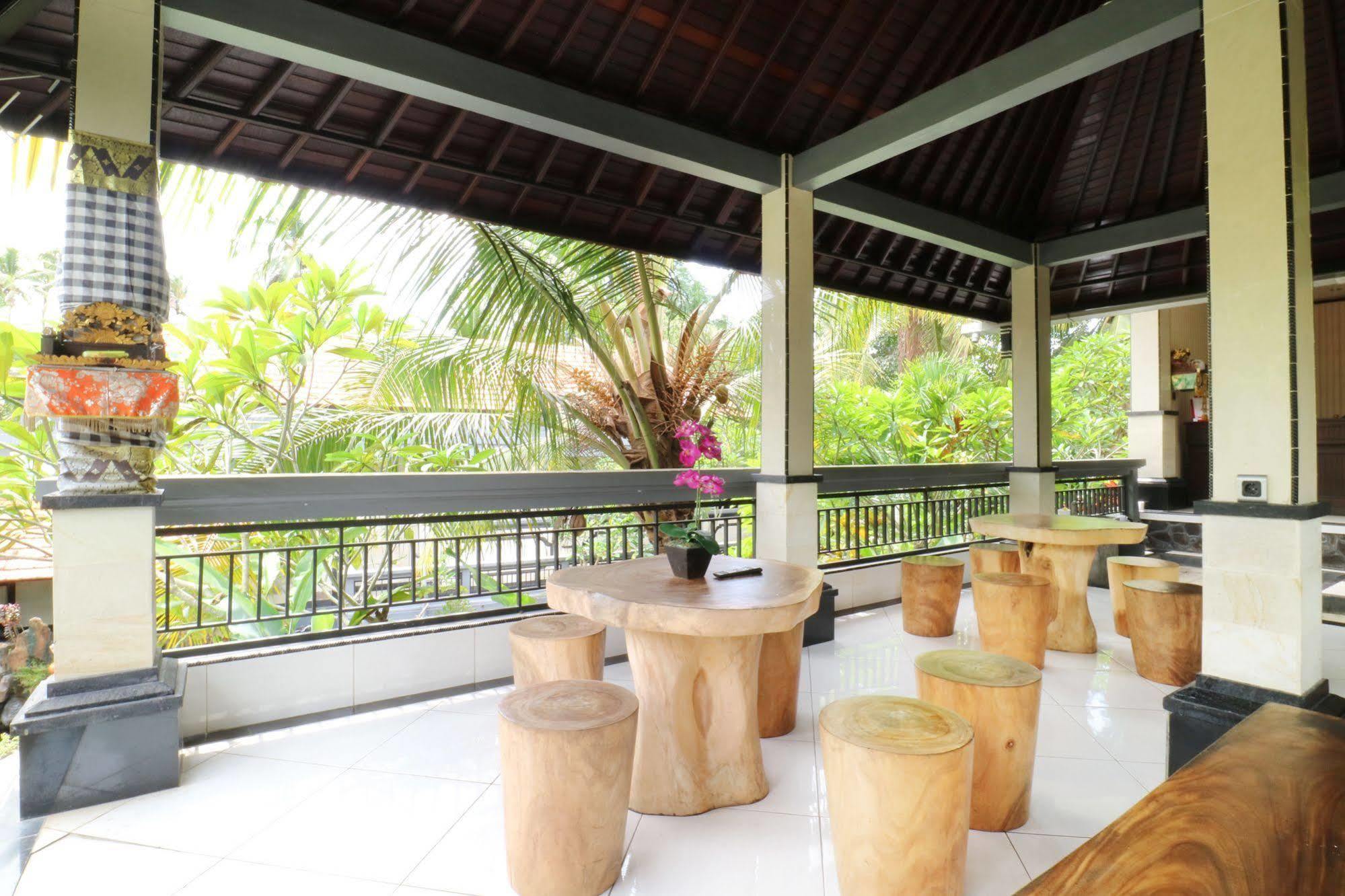 Oyo 91925 Ijo Eco Lodge Hotel Mengwi Buitenkant foto