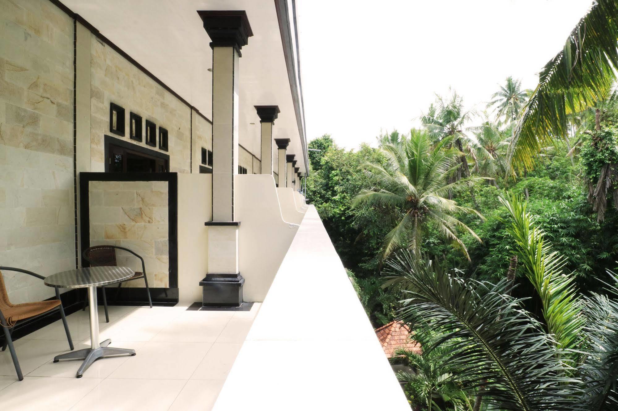 Oyo 91925 Ijo Eco Lodge Hotel Mengwi Buitenkant foto